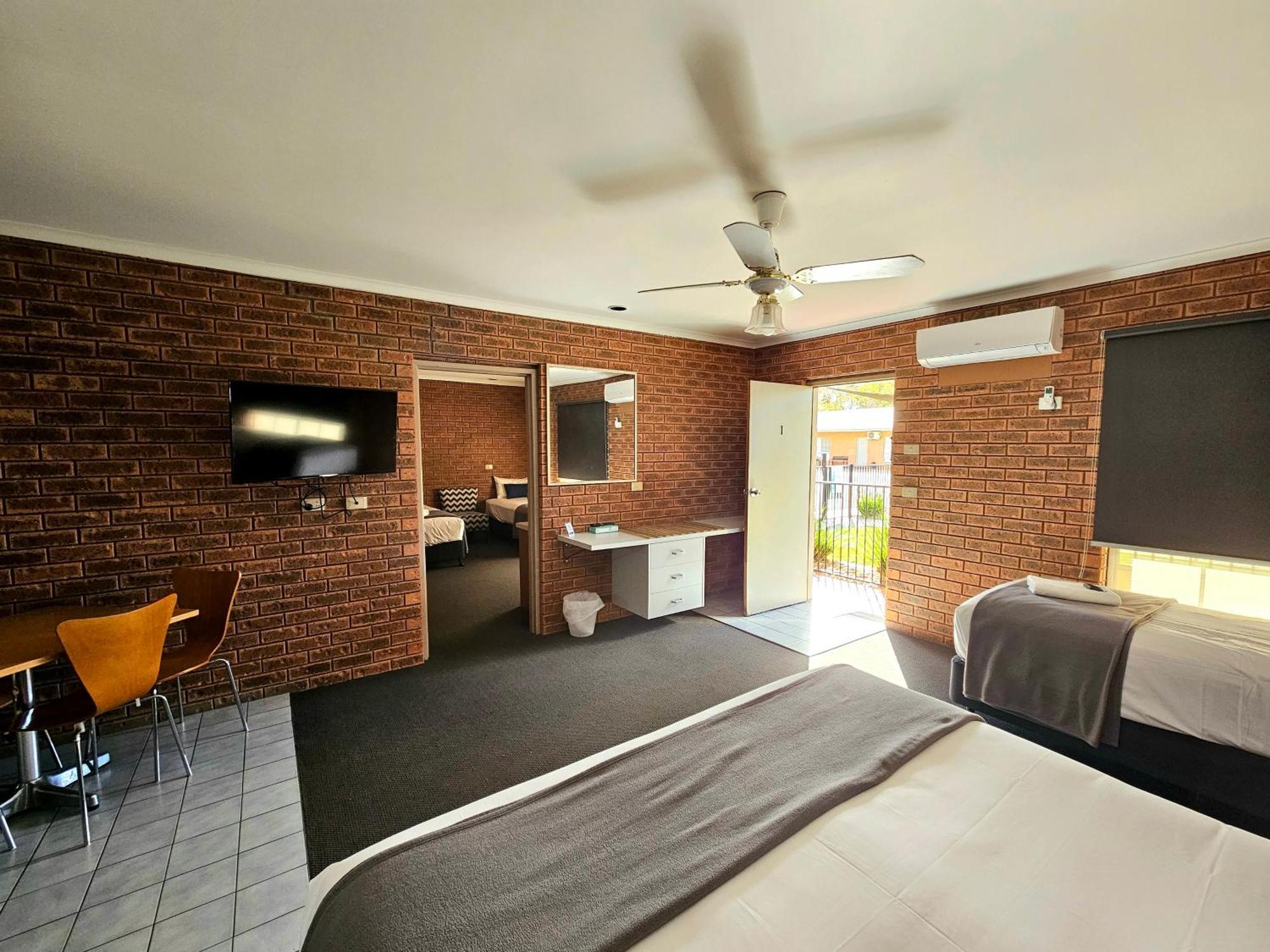 Bridge Motor Inn 토쿰왈 외부 사진